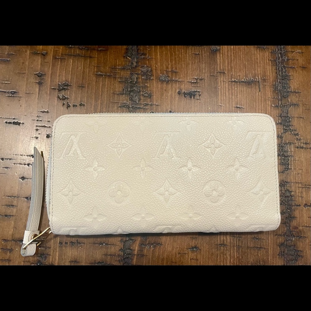 Louis Vuitton Empreinte Zippy wallet